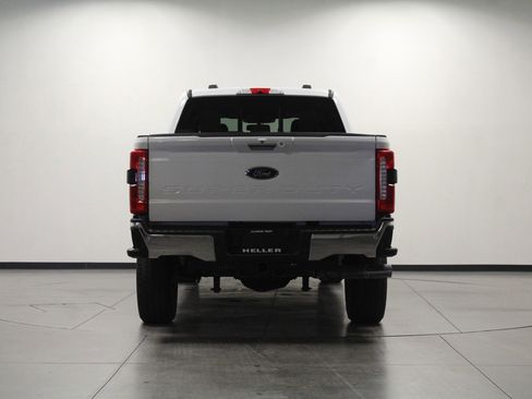 Used 2024 Ford F250 Lariat w/ Chrome Package image 5