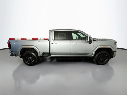 Used 2024 GMC Sierra 2500 Denali w/ Denali Reserve Package AWD/4WD image 8