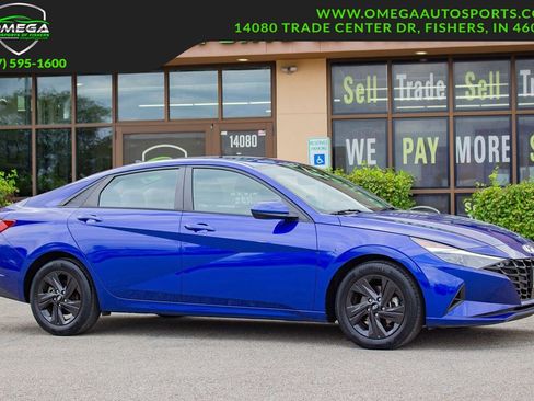 Used 2022 Hyundai Elantra SEL w/ Convenience Package FWD image 1