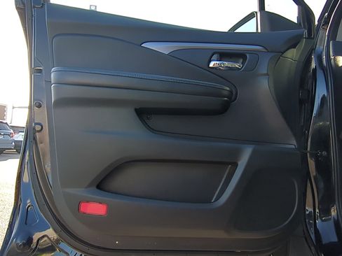 Used 2018 Honda Ridgeline RTL-T image 14