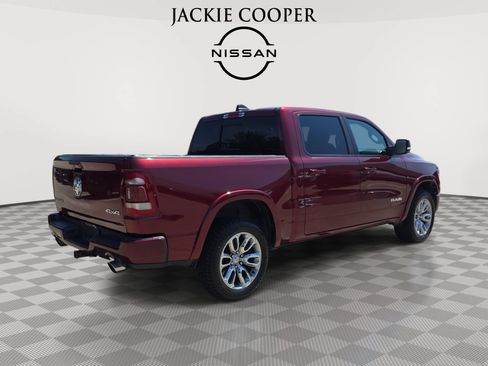 Used 2019 RAM 1500 Laramie AWD/4WD image 5