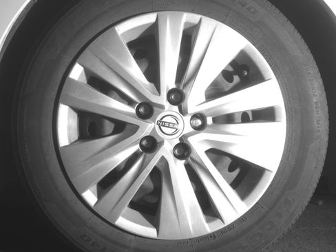 Used 2025 Nissan Sentra S FWD image 12