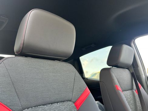 New 2025 Chevrolet Colorado Z71 w/ Midnight Edition image 18