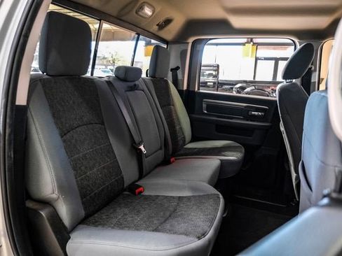 Used 2019 RAM 1500 Lone Star image 29