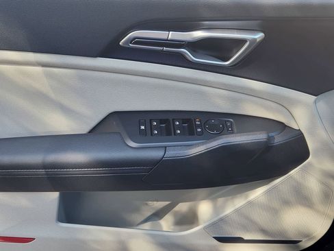 New 2026 Kia Sportage EX FWD image 20