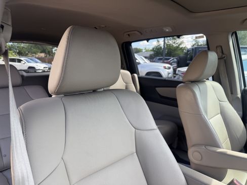 Used 2016 Honda Odyssey EX-L image 29