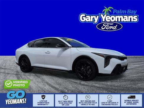Used 2025 Kia K4 GT-Line Turbo FWD image 1