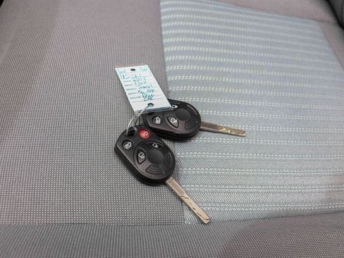 Used 2017 Ford Transit 150 XL image 25