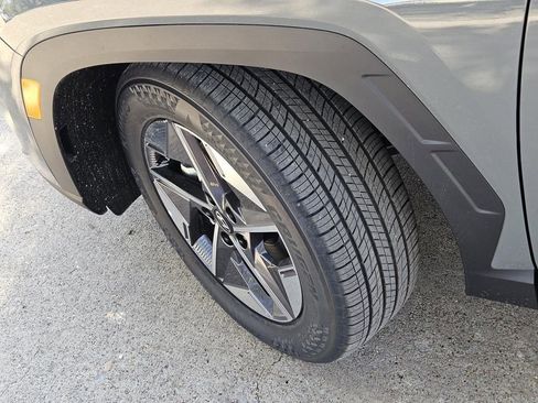 New 2026 Hyundai Tucson SEL FWD image 8