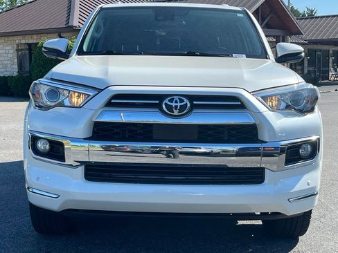 Used 2020 Toyota 4Runner Limited AWD/4WD image 3