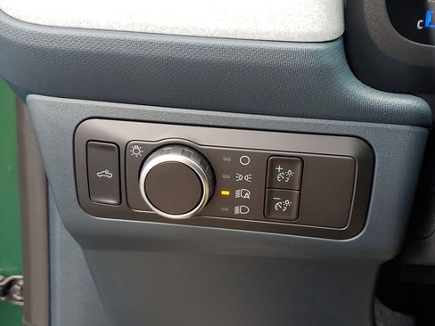 New 2025 Ford Maverick XLT w/ XLT Luxury Package image 28