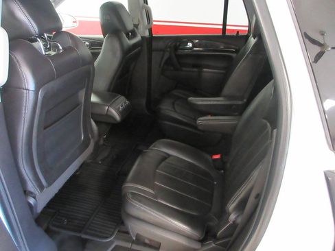Used 2016 Buick Enclave Leather AWD/4WD image 21