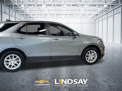 Used 2024 Chevrolet Equinox LT AWD/4WD image 2