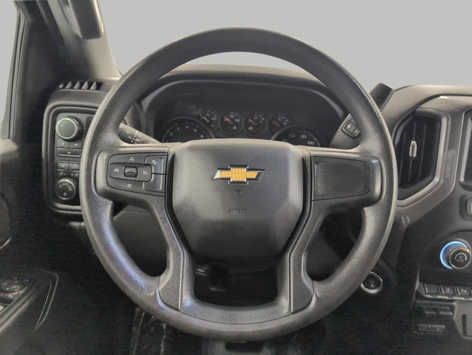 Used 2024 Chevrolet Silverado 2500 Custom w/ Custom Value Package AWD/4WD image 5