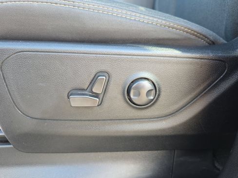 Used 2022 RAM 1500 Big Horn RWD image 16