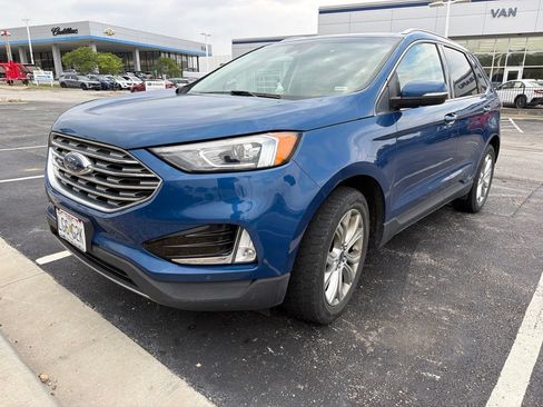 Used 2020 Ford Edge Titanium AWD/4WD image 3