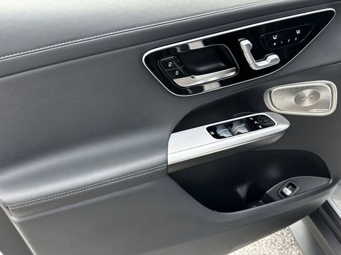 Certified 2024 Mercedes-Benz GLC 300 image 11