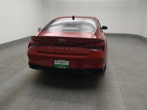 Used 2023 Hyundai Elantra SEL image 7
