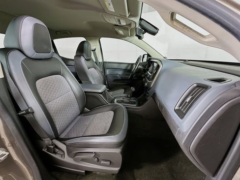 Used 2015 Chevrolet Colorado Z71 image 28