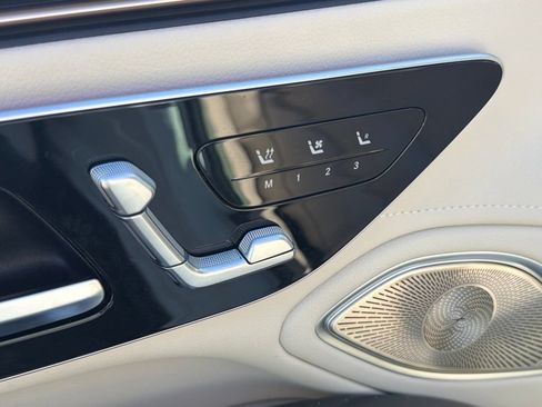 Used 2022 Mercedes-Benz EQS 450+ Sedan image 20