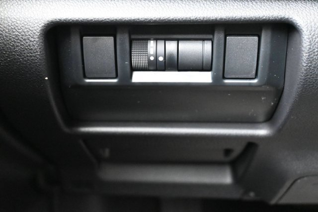 New 2027 Subaru Crosstrek 2.5i Premium AWD/4WD image 24