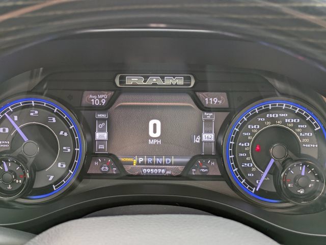Certified 2020 RAM 1500 Limited w/ Black Appearance Package AWD/4WD image 26