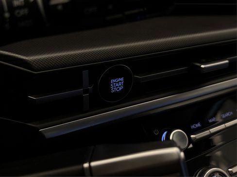 Used 2024 Hyundai Santa Fe SE image 25