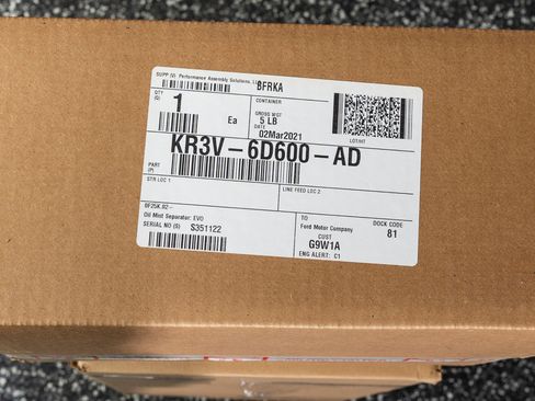 Used 2021 Ford Mustang Shelby GT500 w/ Carbon Fiber Track Pack image 76