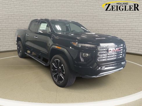 New 2026 GMC Canyon Denali AWD/4WD image 3