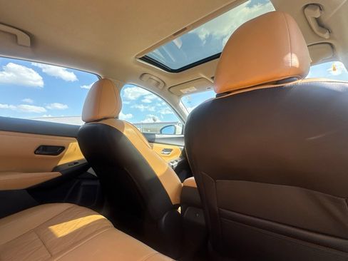 Certified 2025 Nissan Sentra SV w/ SV Premium Package FWD image 32