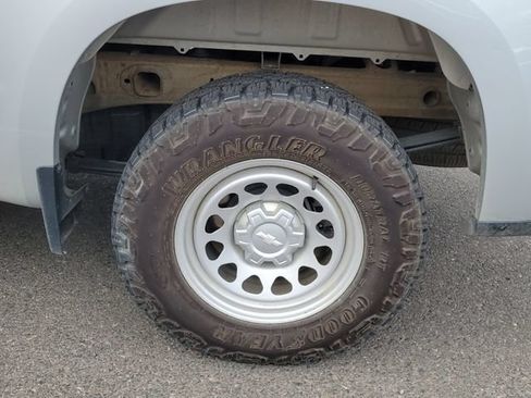 Used 2020 Chevrolet Silverado 1500 W/T w/ WT Value Package AWD/4WD image 14