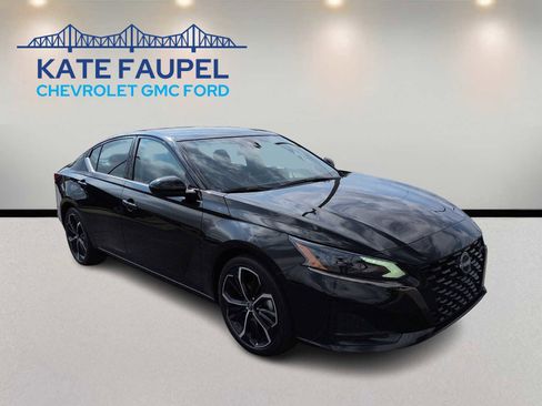 Used 2025 Nissan Altima 2.5 SR FWD image 1