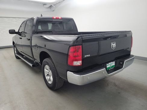 Used 2020 RAM 1500 Classic SLT w/ Luxury Group RWD image 5