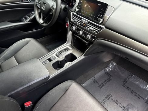 Used 2020 Honda Accord Hybrid image 13