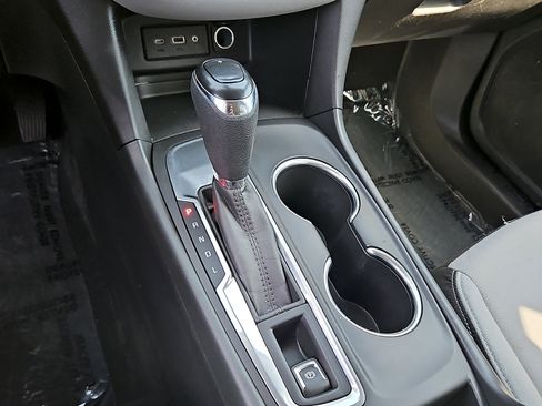 Certified 2020 Chevrolet Equinox LS w/ LS Convenience Package FWD image 15