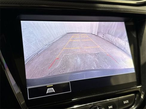 Used 2022 Chevrolet TrailBlazer RS w/ Sun and Liftgate Package image 19