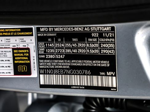 Used 2022 Mercedes-Benz GLC 300 4MATIC Coupe image 24