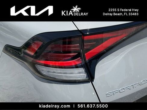 Used 2024 Kia Sportage SX FWD image 7