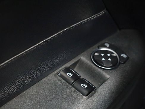 Used 2018 Ford Mustang GT Premium w/ GT Performance Package RWD image 26