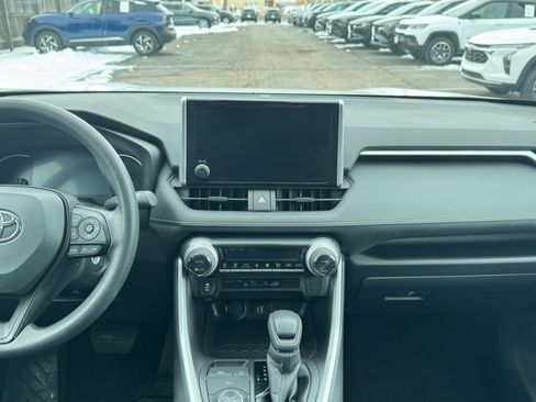 Used 2025 Toyota RAV4 LE image 18