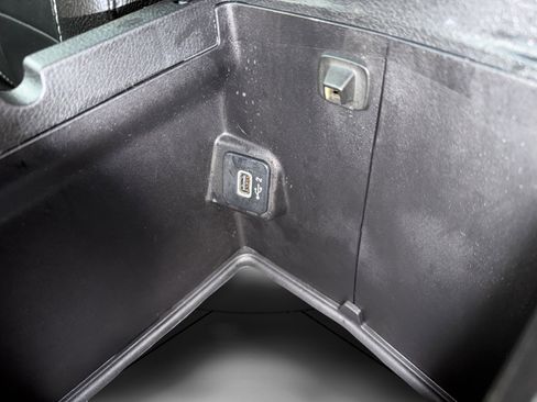 Used 2021 Jeep Wrangler Unlimited Sahara w/ Cold Weather Group image 27