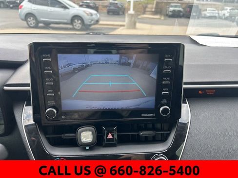 Used 2021 Toyota Corolla LE image 15