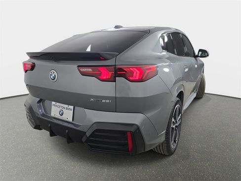 Certified 2025 BMW X2 xDrive28i image 35