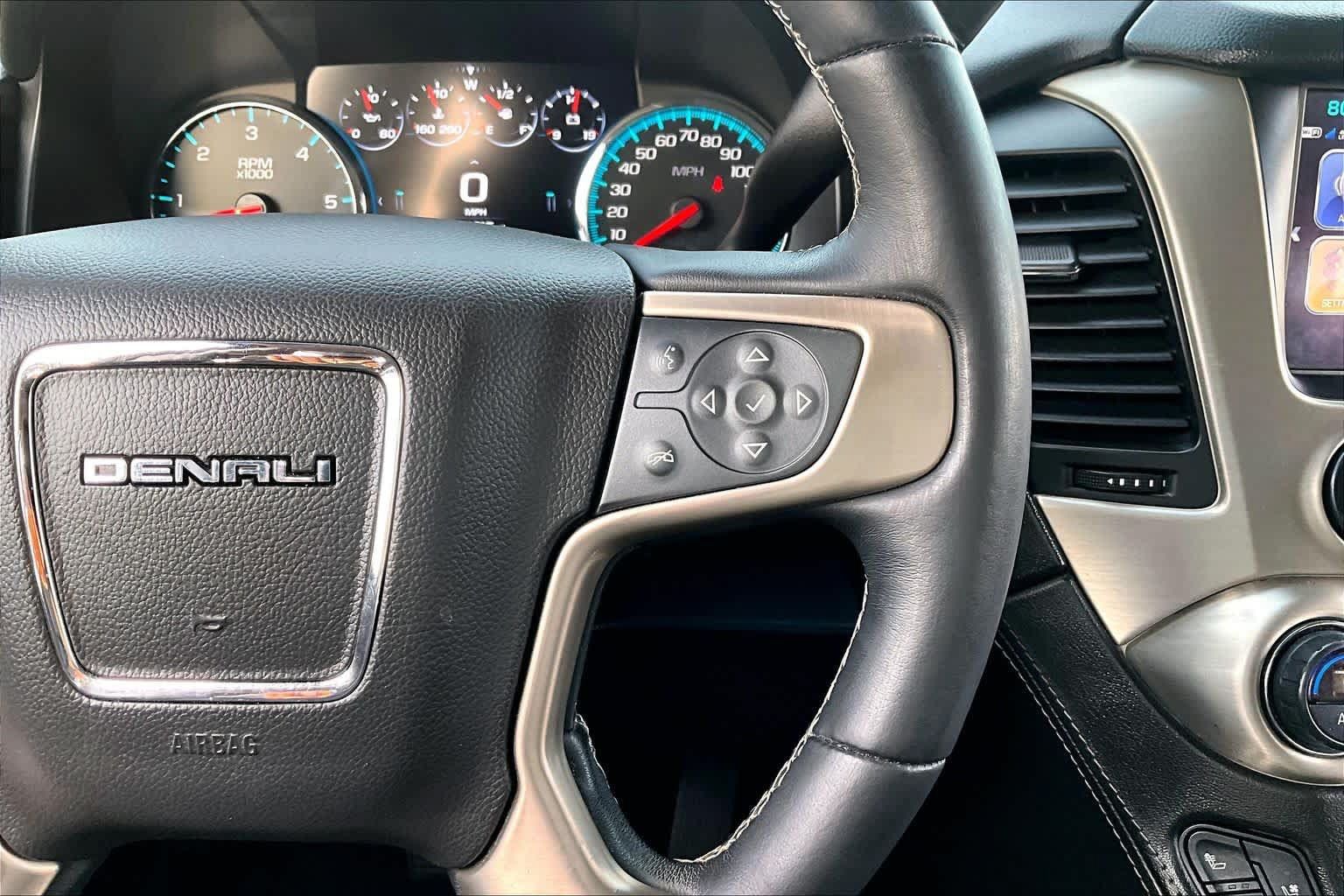 Used 2019 GMC Yukon Denali w/ Denali Ultimate Package RWD image 25