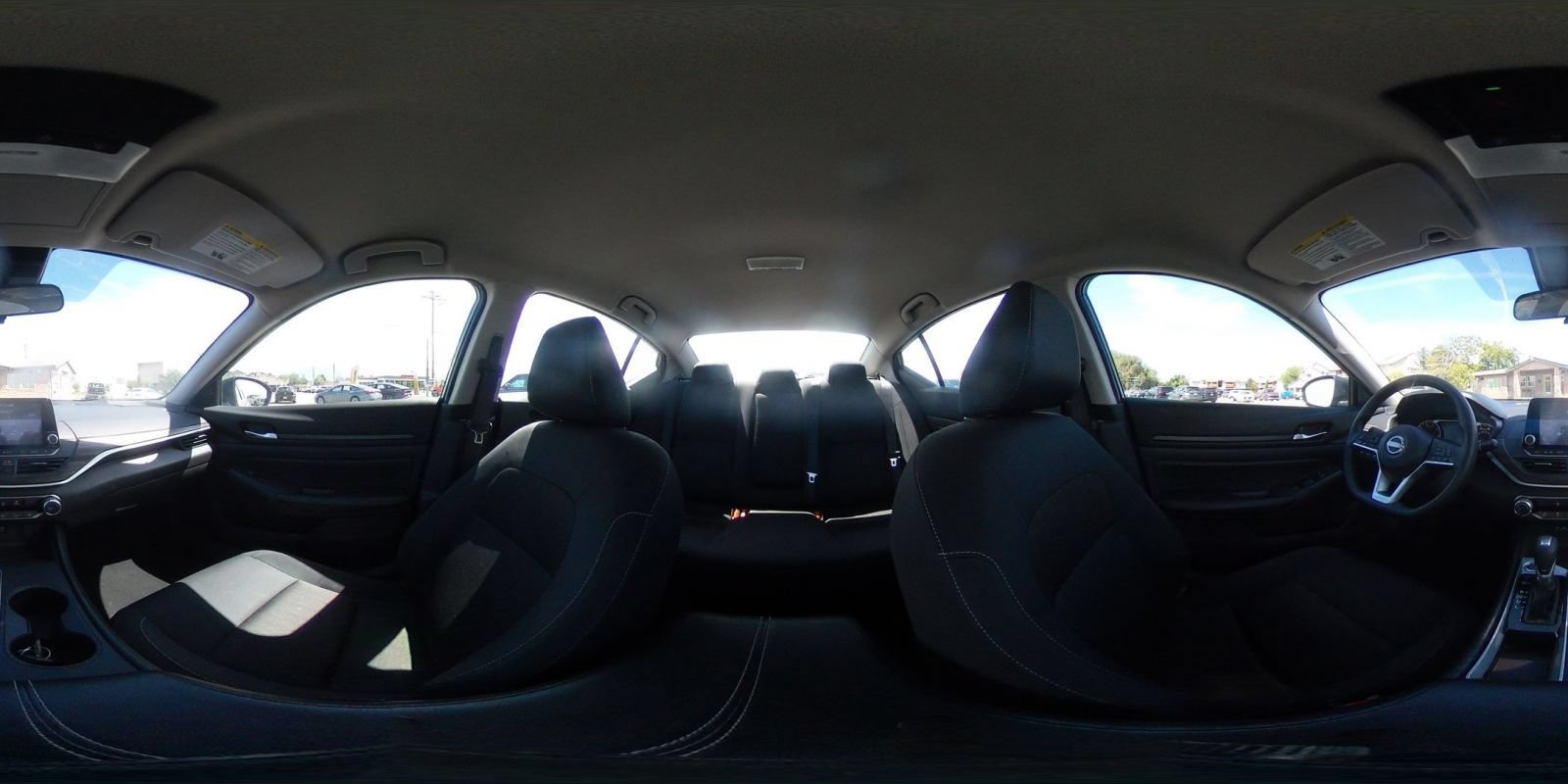 Used 2025 Nissan Altima 2.5 SV FWD image 42