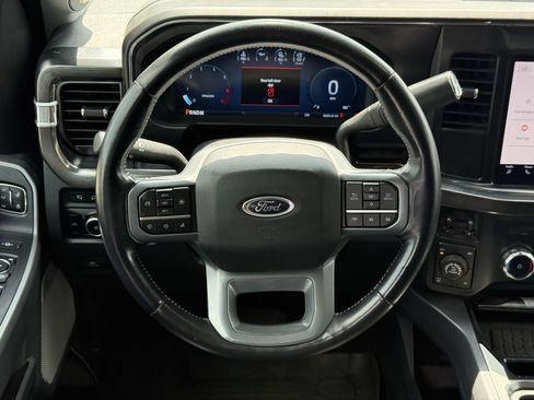 Used 2024 Ford F250 Lariat w/ Tremor Off-Road Package AWD/4WD image 15