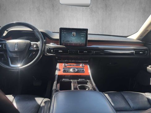Used 2021 Lincoln Aviator Reserve RWD image 15