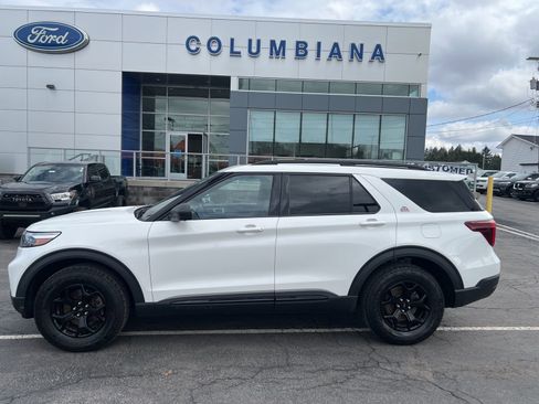 Used 2023 Ford Explorer Timberline image 2
