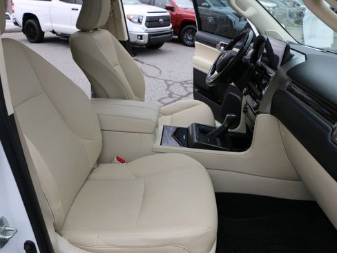 Used 2023 Lexus GX 460 Premium image 31