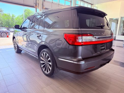 Used 2018 Lincoln Navigator Select w/ Technology Package RWD image 7